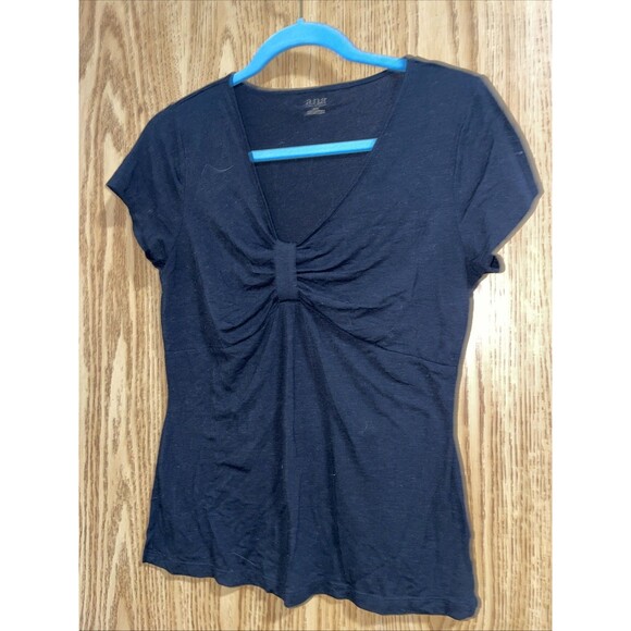a.n.a. A New Approach Black V-Neck Cinched Top Size Large Goth Y2K - Picture 1 of 6
